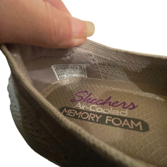 Skechers Newbury Street Every Angle Beige Knit Slip-On Sneakers Shoes - Picture 7 of 7